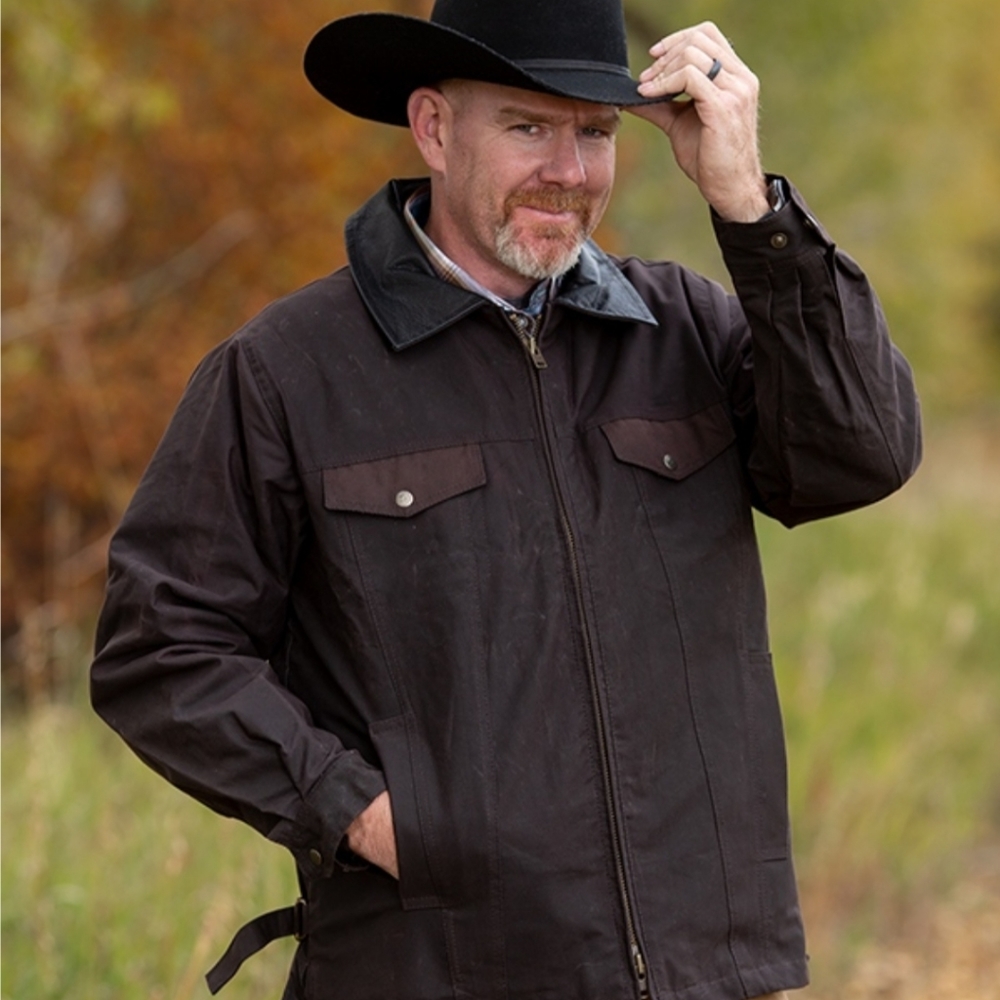 Like New-Men's Oilskin Concealed Carry Jacket-Wyoming Traders. Size large